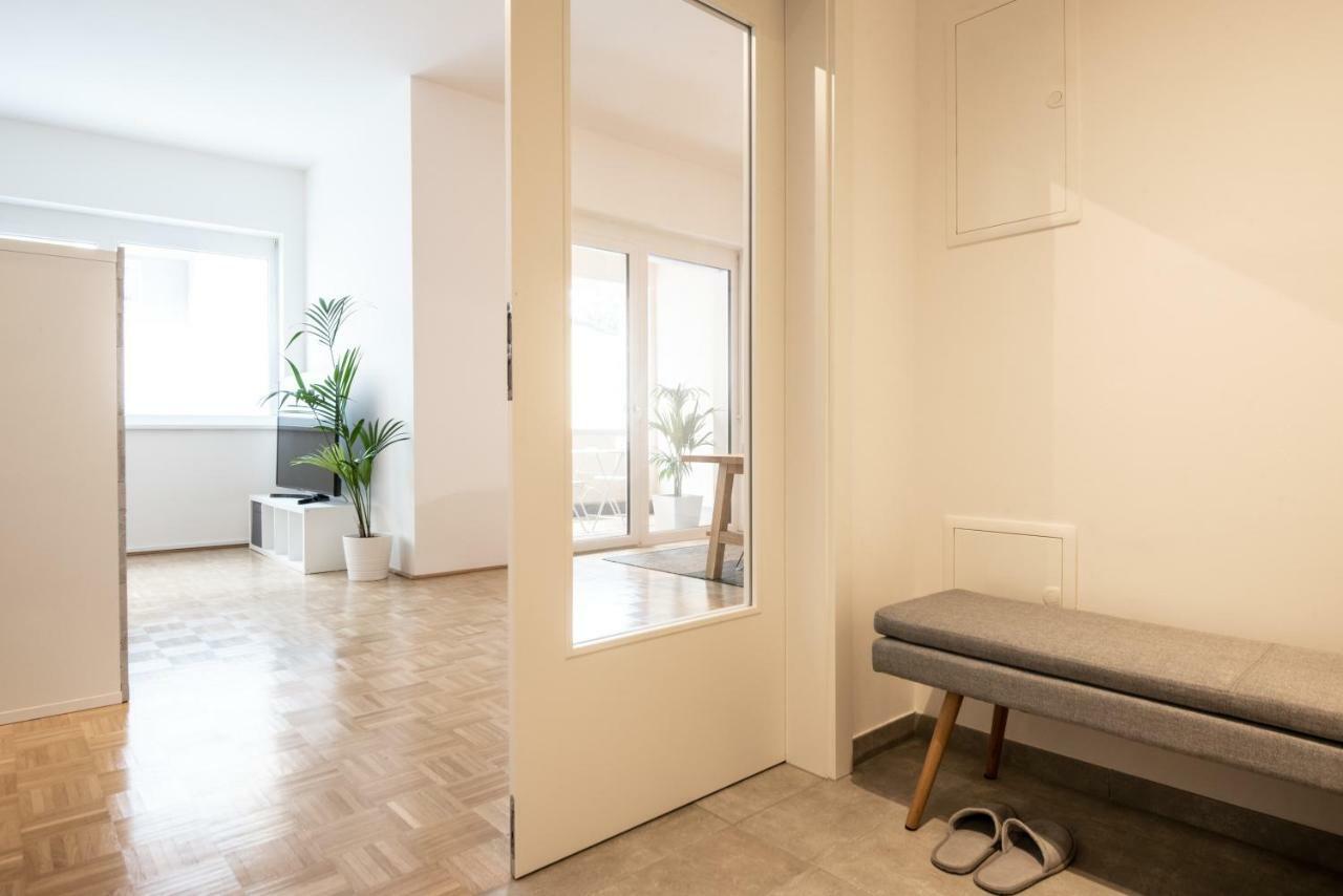 City-apartment Neubaugasse Apartment *
